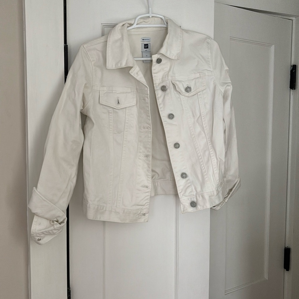 Gap < white jean jacket
